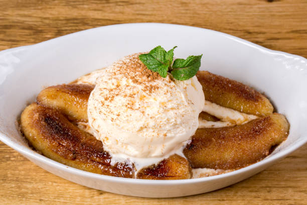 Disfruta de un delicioso postre de plátanos asados con&nbsp;piloncillo