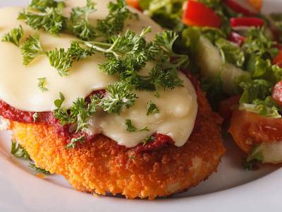 Prepara un delicioso pollo parmesano en freidora de&nbsp;aire