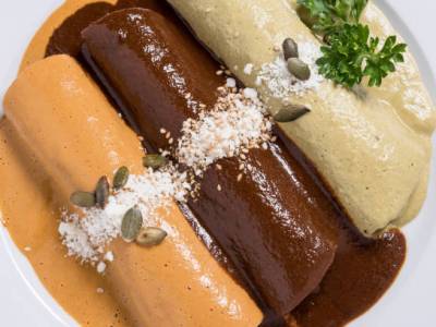 5 deliciosas salsas mexicanas para&nbsp;enchiladas